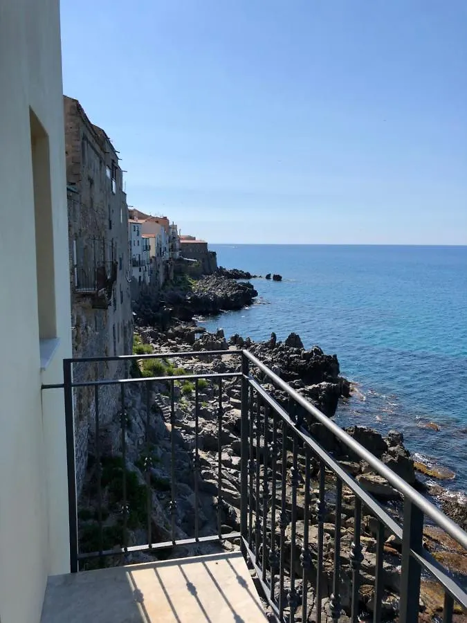 公寓 切法卢La Casa Sulla Scogliera公寓